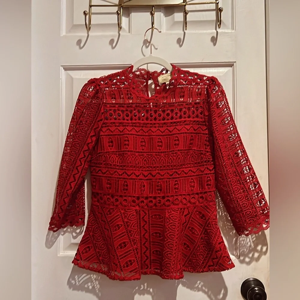 Anthro Moulinette Soeurs Red Lace Peplum Blouse Size 4 NWOT